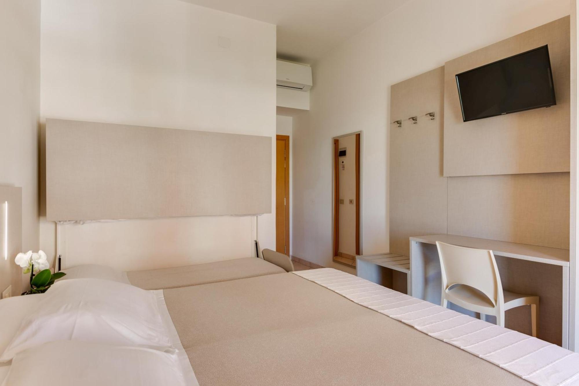 Savoia Hotel ミザーノ・アドリアーティコ エクステリア 写真